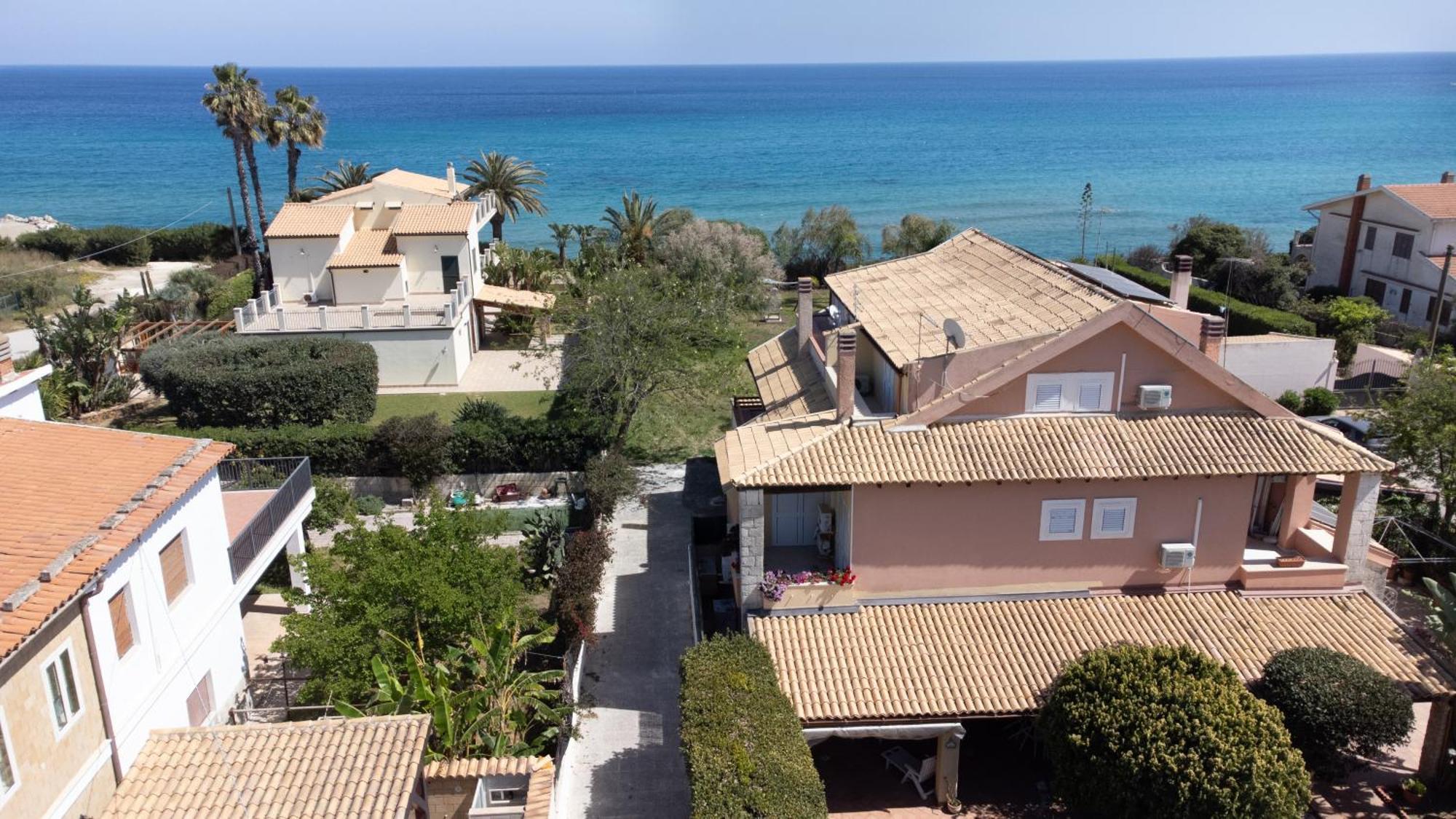 Апартаменты Arenella Beach Сиракузы Экстерьер фото